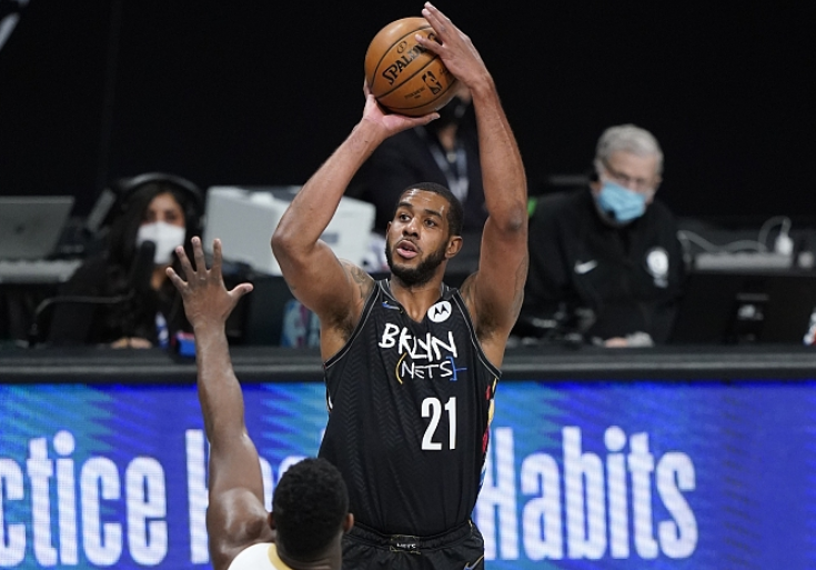 四川队完胜篮网,锡安关键制胜 四川队完胜篮网,锡安关键制胜