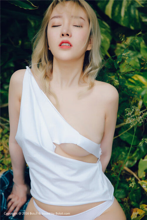 无声的轰鸣,当库里将球场调至静音,用节奏书写季后赛法则