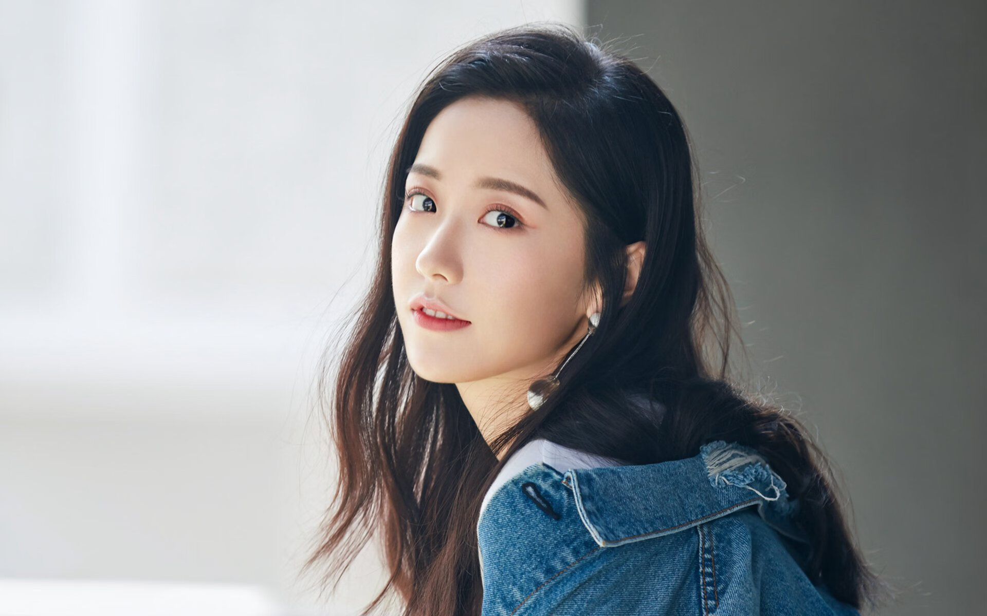 开云体育中国-非常有意思，充满了戏剧性和反常识的张力。要写出唯一性，关键在于为看似不可能的结果（印度力克瑞典）找到一个合理的、震撼的、充满故事性的逻辑支点