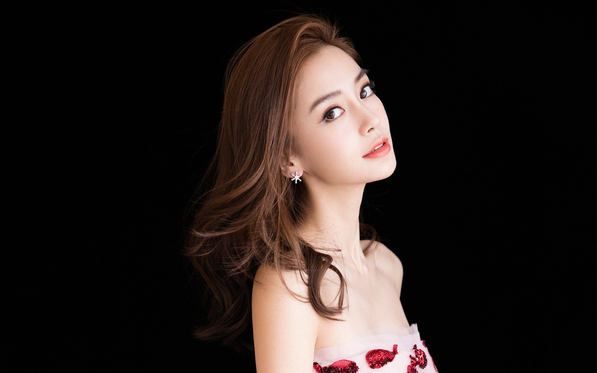 潘帕斯复仇双刃,当梅罗时代终章撞上桑托斯之子—2026世界杯决赛夜,维尼修斯用一己之力重新定义南美荣光